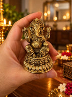 brass-ganesha-3in-hand