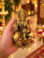 brass-lakshmi-5in-hand-2