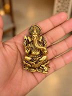 ganesha hand