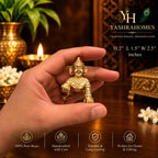 laddu-gopal-brass-2in-in-fingers-1